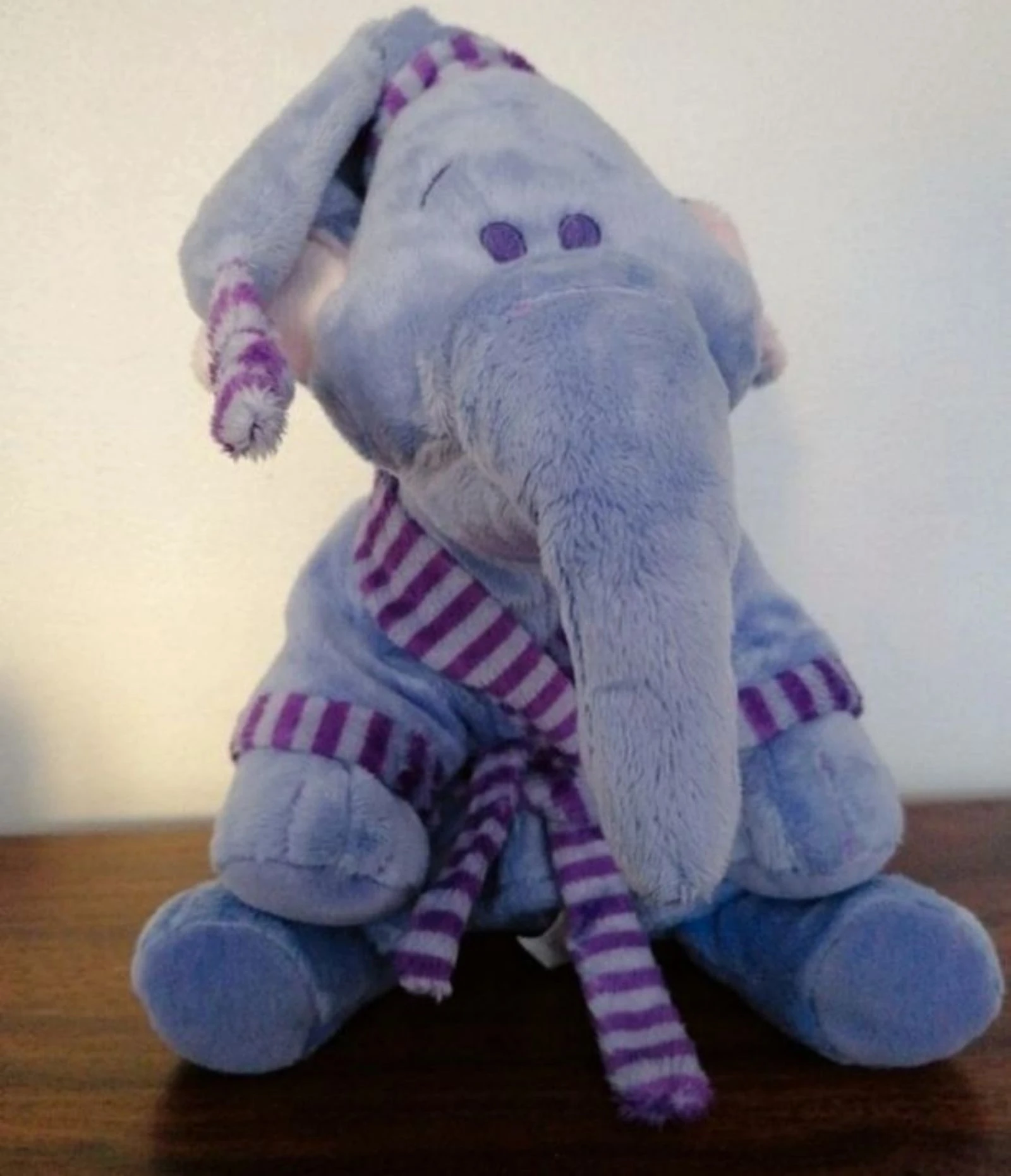 Peluche Lumpy avec son peignoir l'éléphant Winnie l'ourson Nicotoy – photo 5